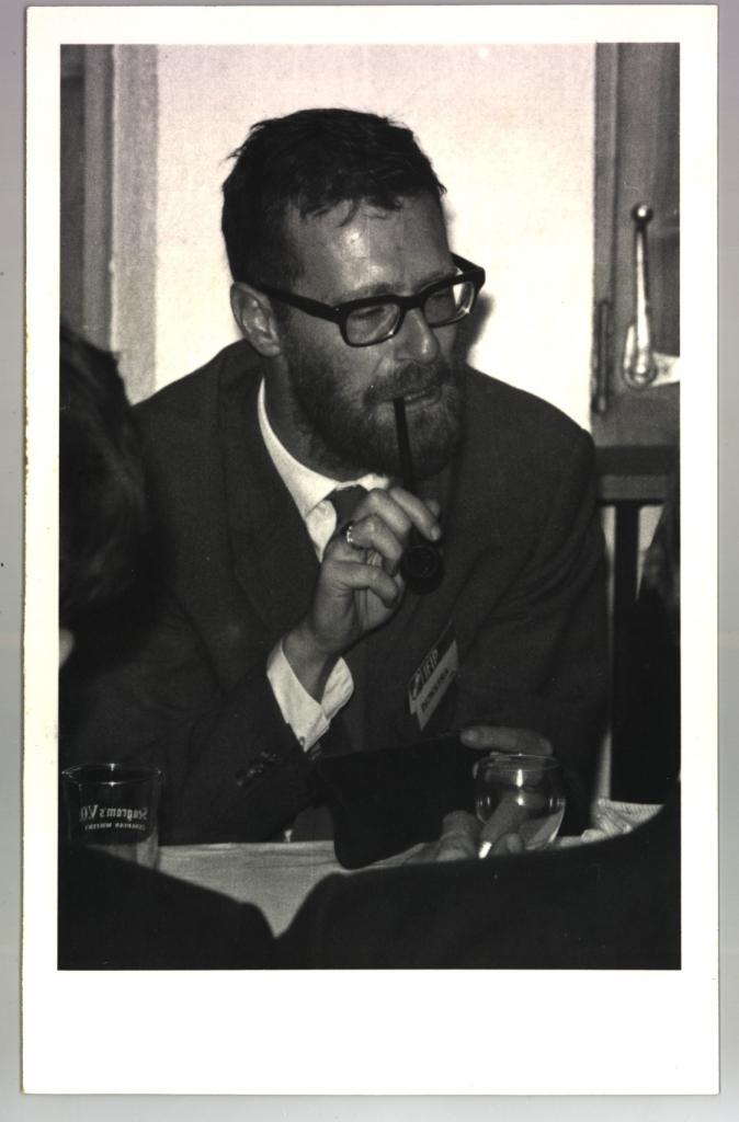 Edsger Dijkstra with pipe